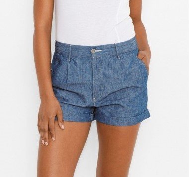 LEVI'S® CLASSIC CHINO SHORTS