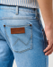 wrangler-r-panske-bermudy-colton-slate-shade-13150-13150.png
